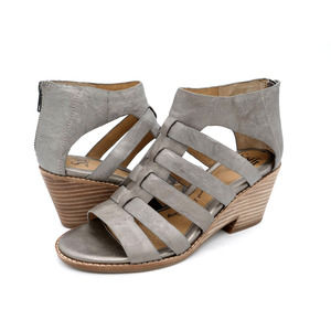 Sofft Womens 8 Gladiator Sandals Gray Leather Strappy Stacked Heel Zip Open Toe